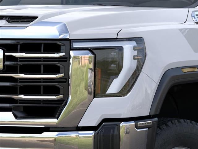 2025 GMC Sierra 3500 HD Chassis Cab Pro