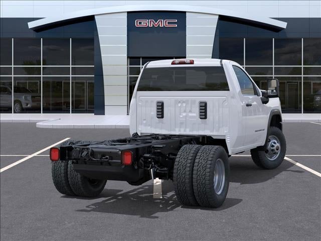 2025 GMC Sierra 3500 HD Chassis Cab Pro