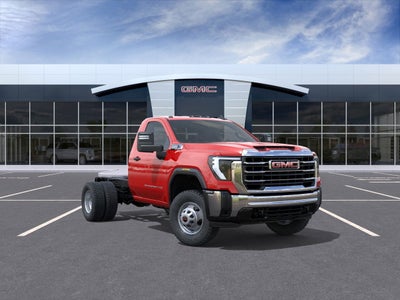 2025 GMC Sierra 3500 HD Chassis Cab Pro