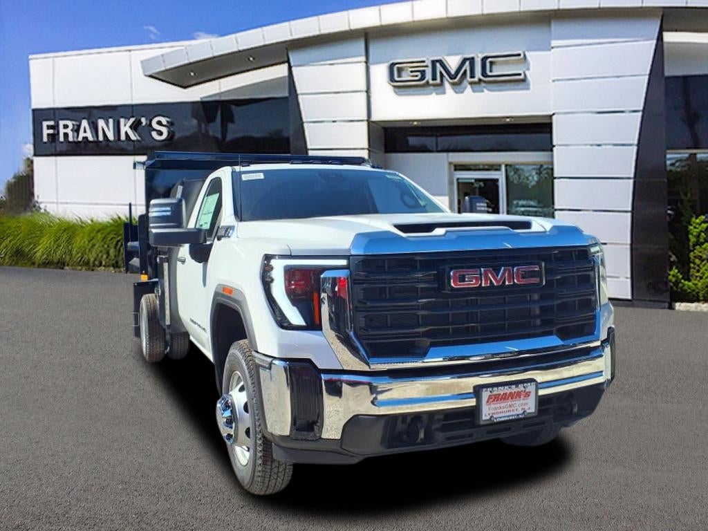 2025 GMC Sierra 3500 HD Chassis Cab Pro