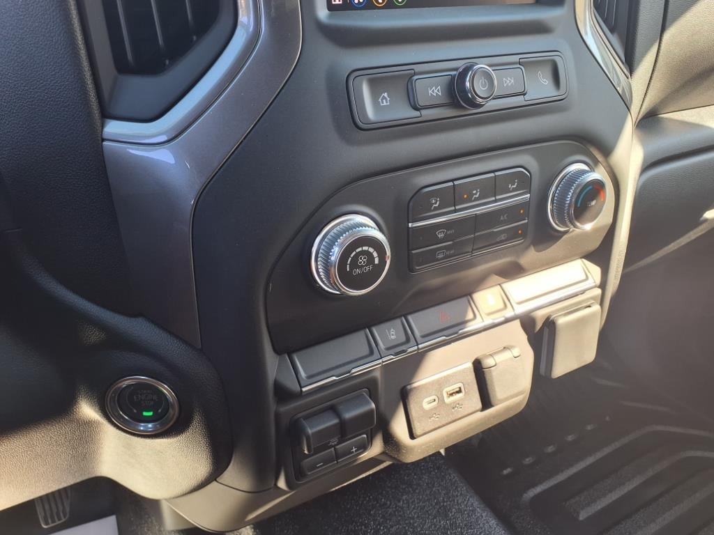 2025 GMC Sierra 3500 HD Chassis Cab Pro