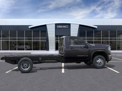 2025 GMC Sierra 3500 HD Chassis Cab Pro