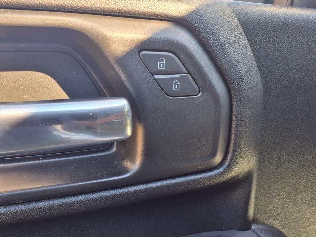 2025 GMC Sierra 3500 HD Chassis Cab Pro