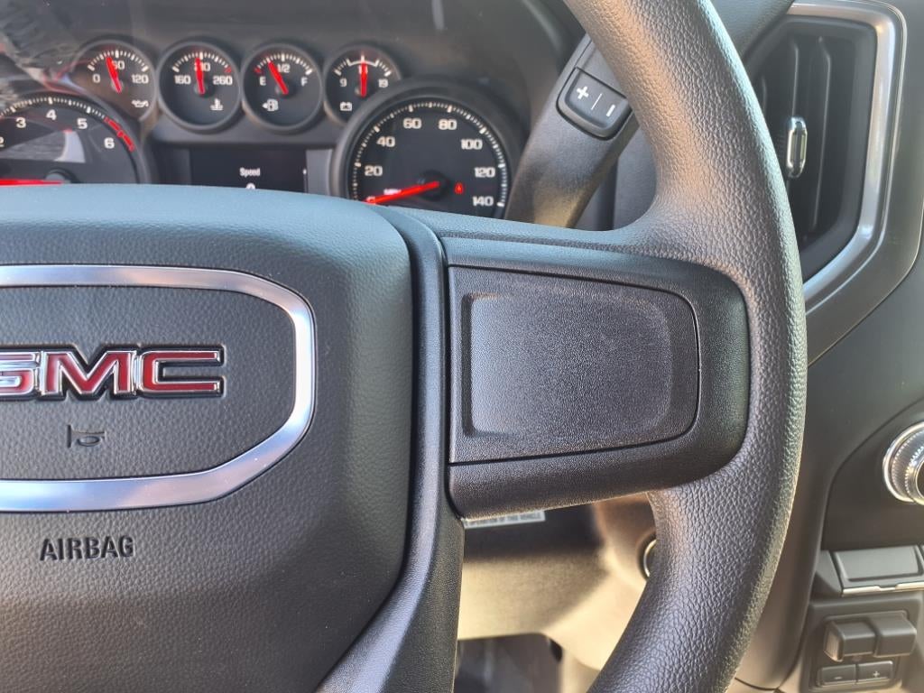 2025 GMC Sierra 3500 HD Chassis Cab Pro