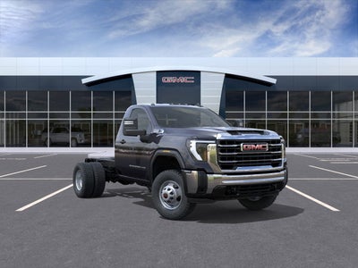 2025 GMC Sierra 3500 HD Chassis Cab Pro