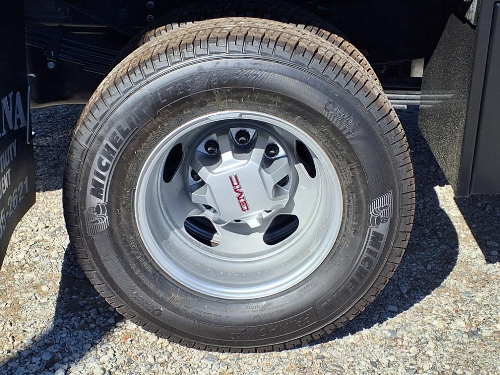 2025 GMC Sierra 3500 HD Chassis Cab Pro