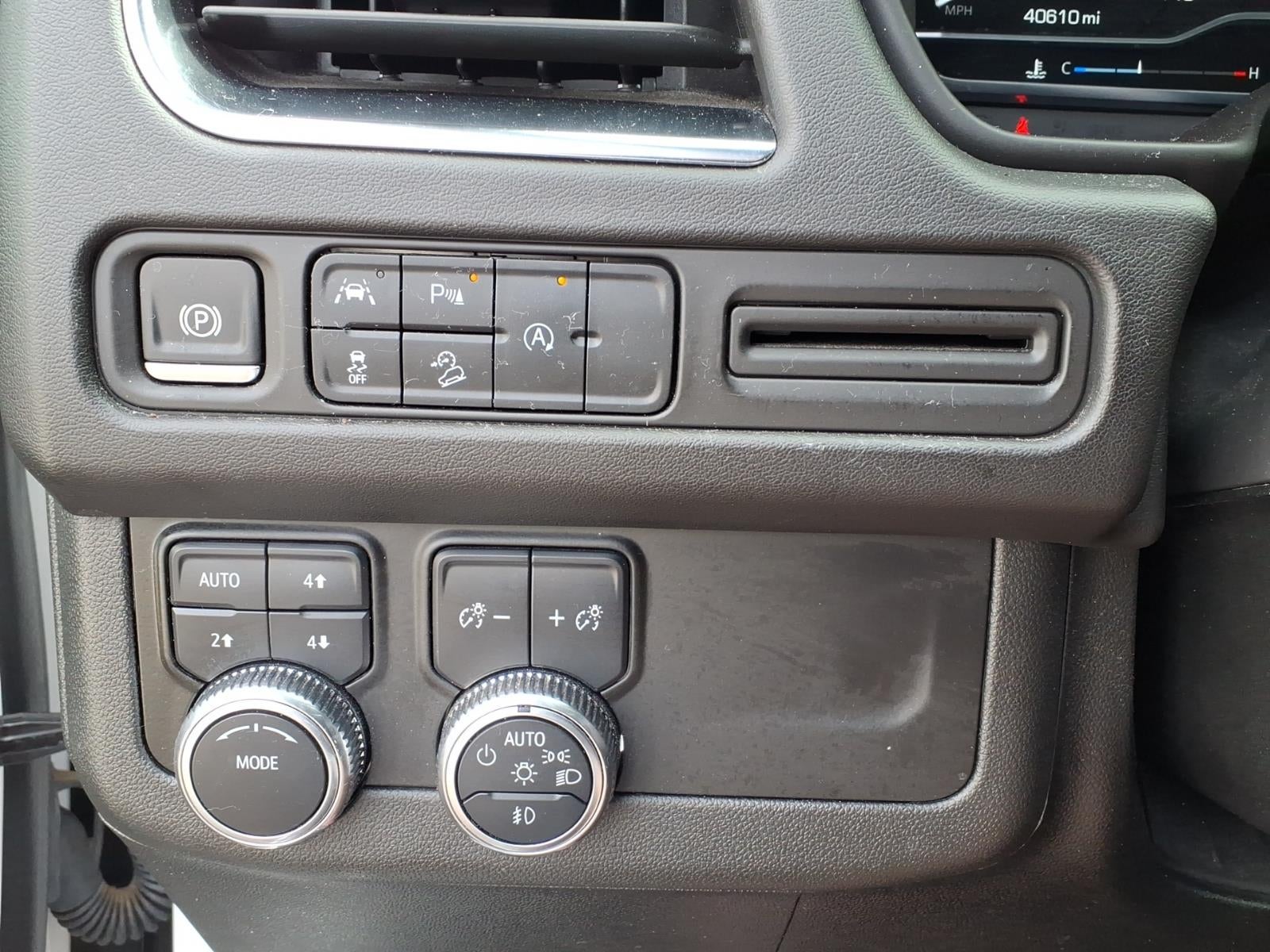 2024 GMC Yukon AT4