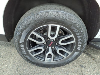 2024 GMC Yukon AT4