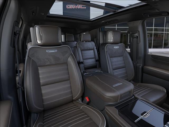 2026 GMC Yukon Denali Ultimate - Photo 16
