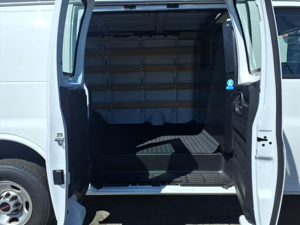 2024 GMC Savana Cargo 2500 Work Van