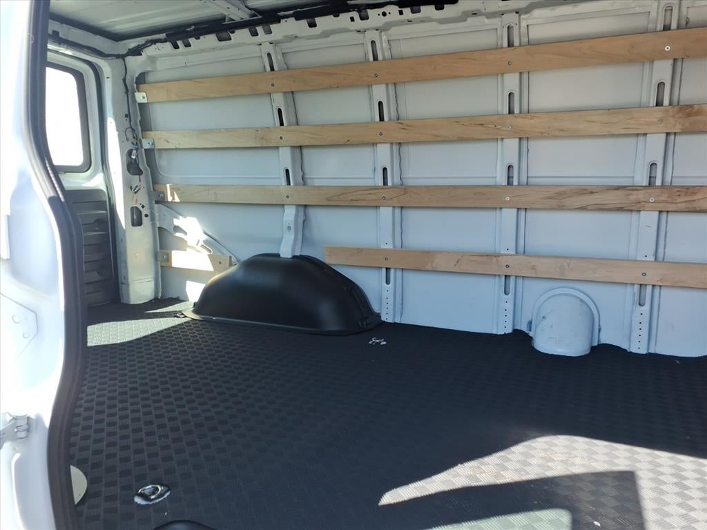 2024 GMC Savana Cargo 2500 Work Van