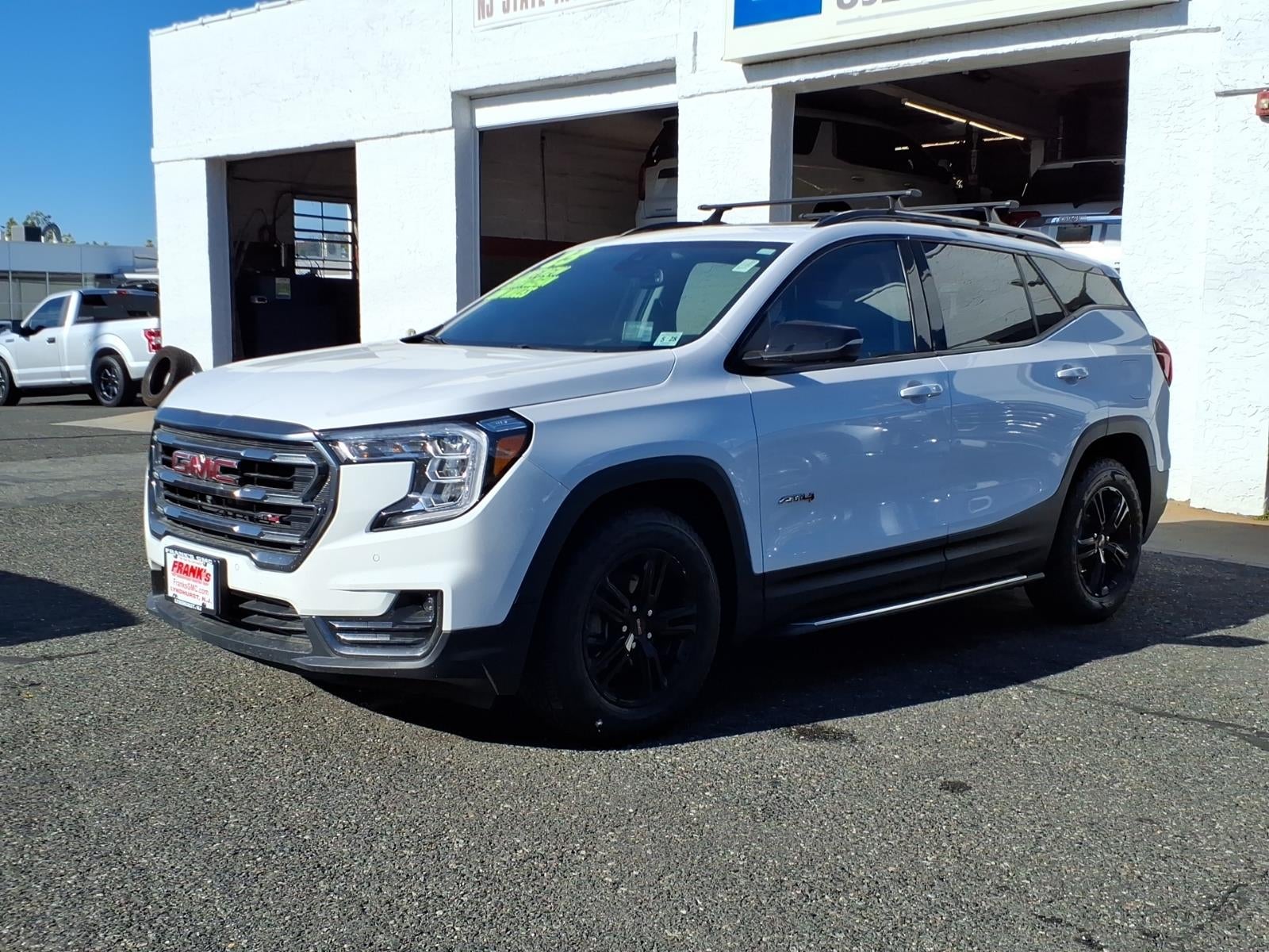 2023 GMC Terrain AT4