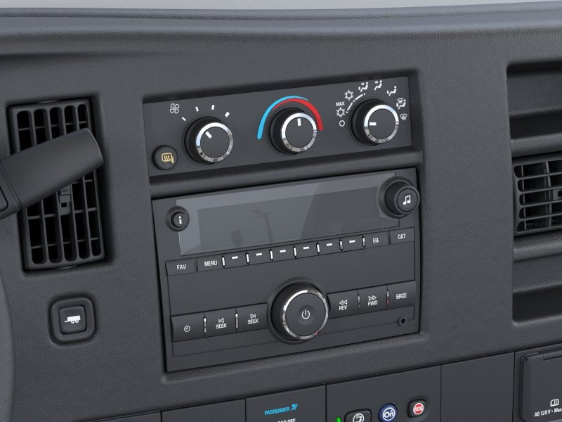 2026 GMC Savana Cutaway 3500 1WT