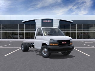 2026 GMC Savana Cutaway 3500 1WT