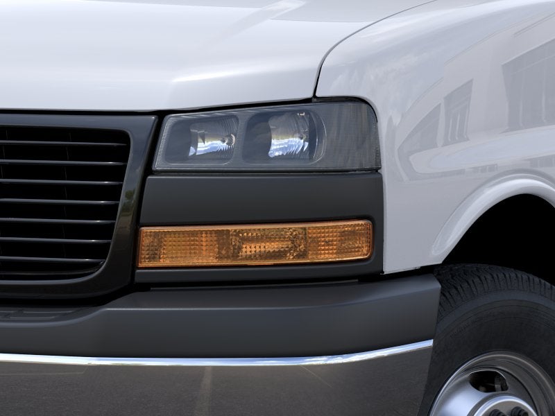 2026 GMC Savana Cutaway 3500 1WT