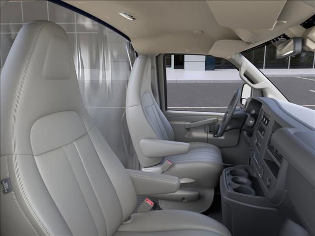 2025 GMC Savana Cutaway 3500 1WT