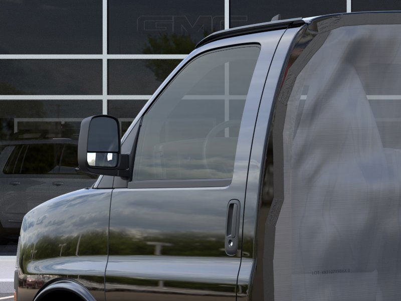 2025 GMC Savana Cutaway 3500 1WT