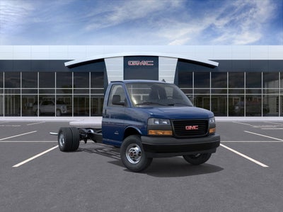 2025 GMC Savana Cutaway 3500 1WT