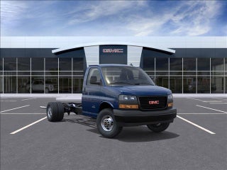 2025 GMC Savana Cutaway 3500 1WT