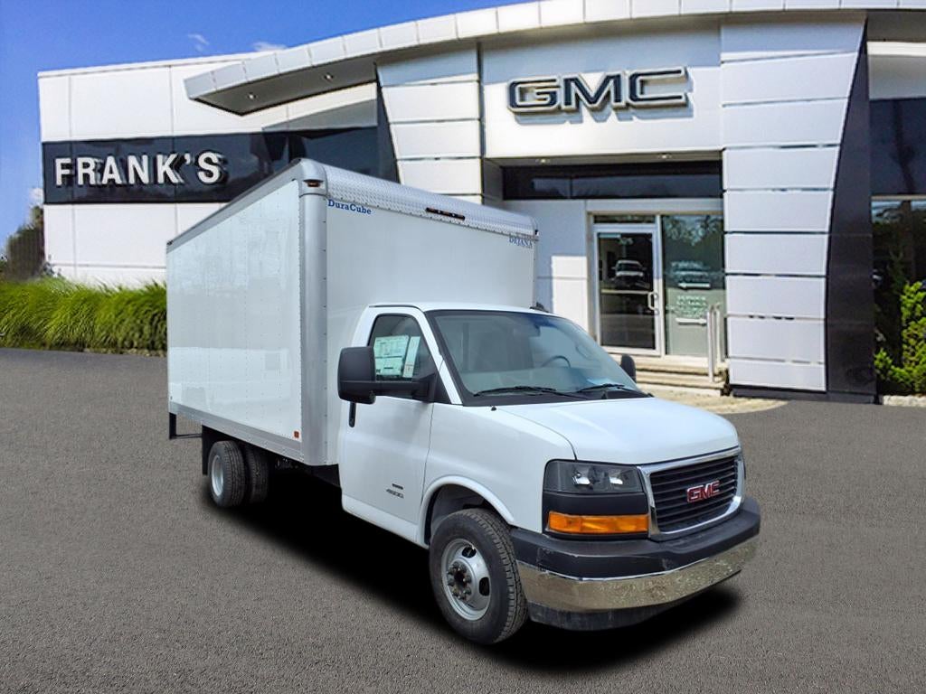 2025 GMC Savana Cutaway 4500 2WT