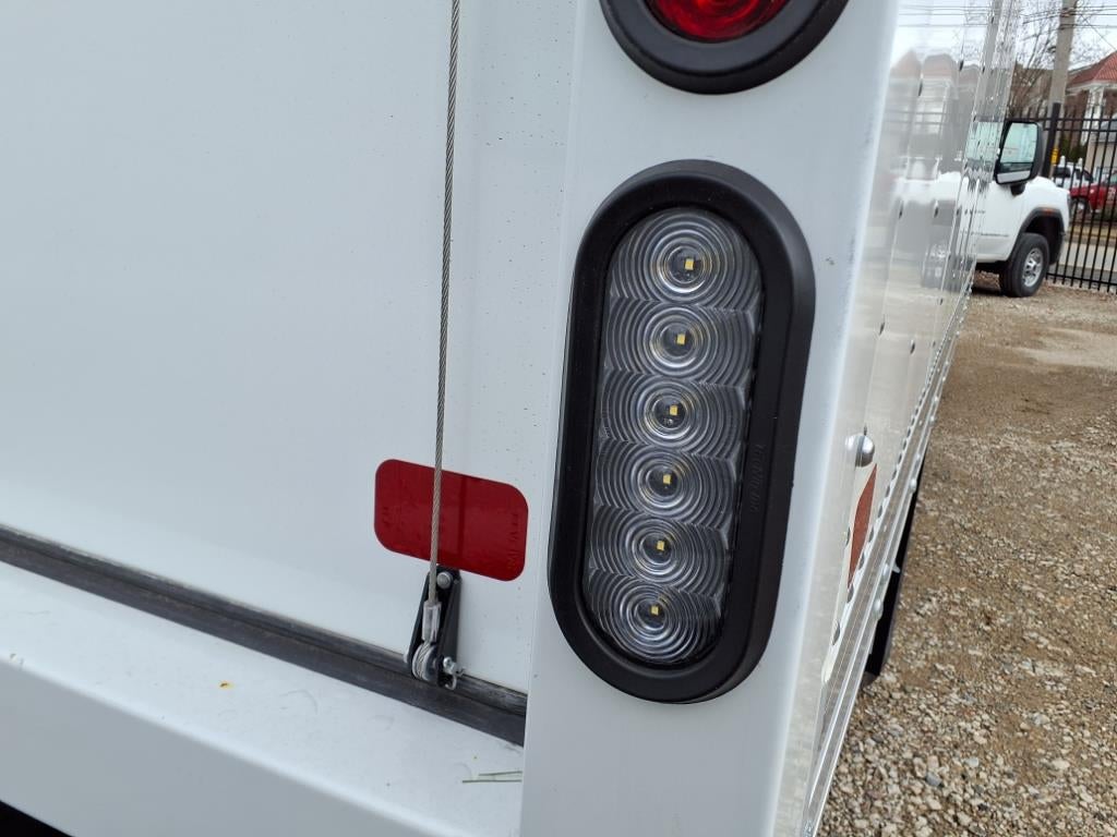 2025 GMC Savana Cutaway 4500 2WT