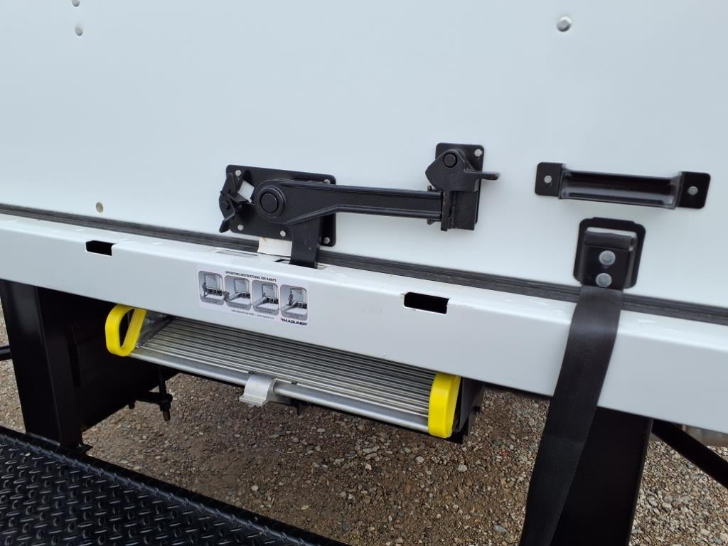 2025 GMC Savana Cutaway 4500 2WT