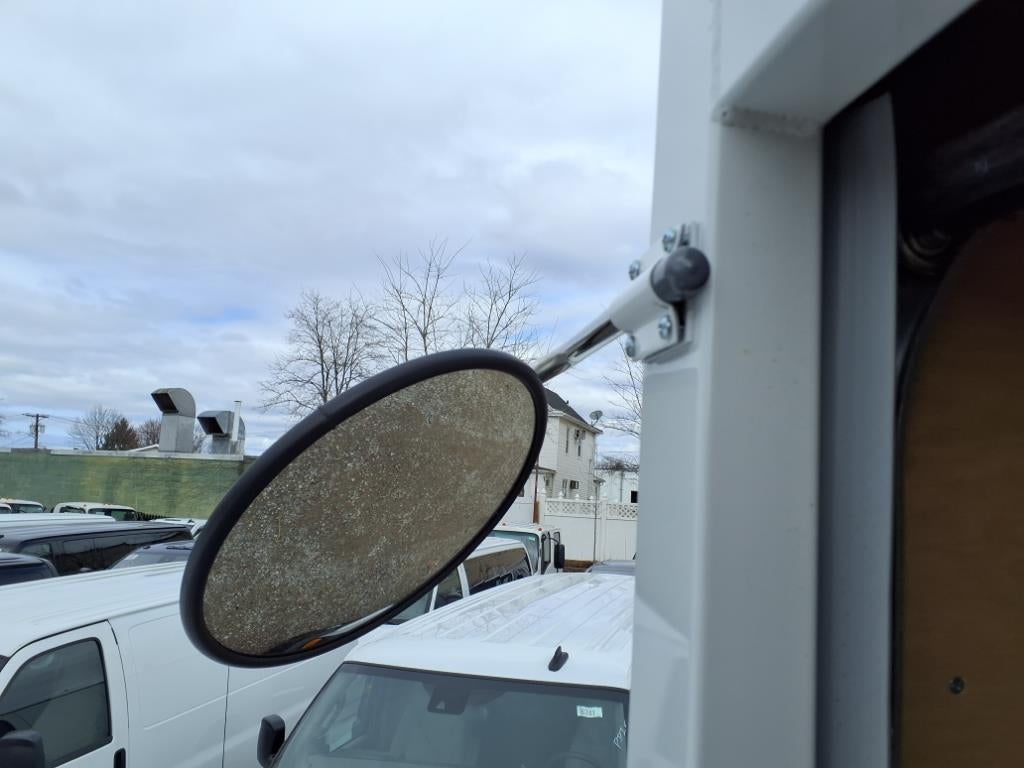 2025 GMC Savana Cutaway 4500 2WT