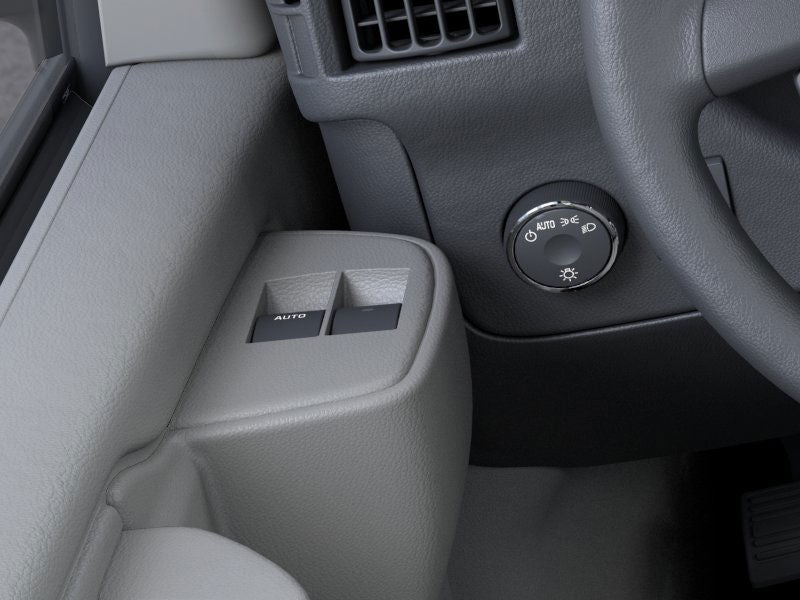 2025 GMC Savana Cutaway 4500 2WT