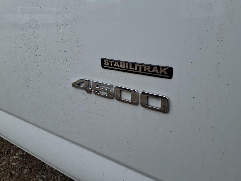 2025 GMC Savana Cutaway 4500 2WT