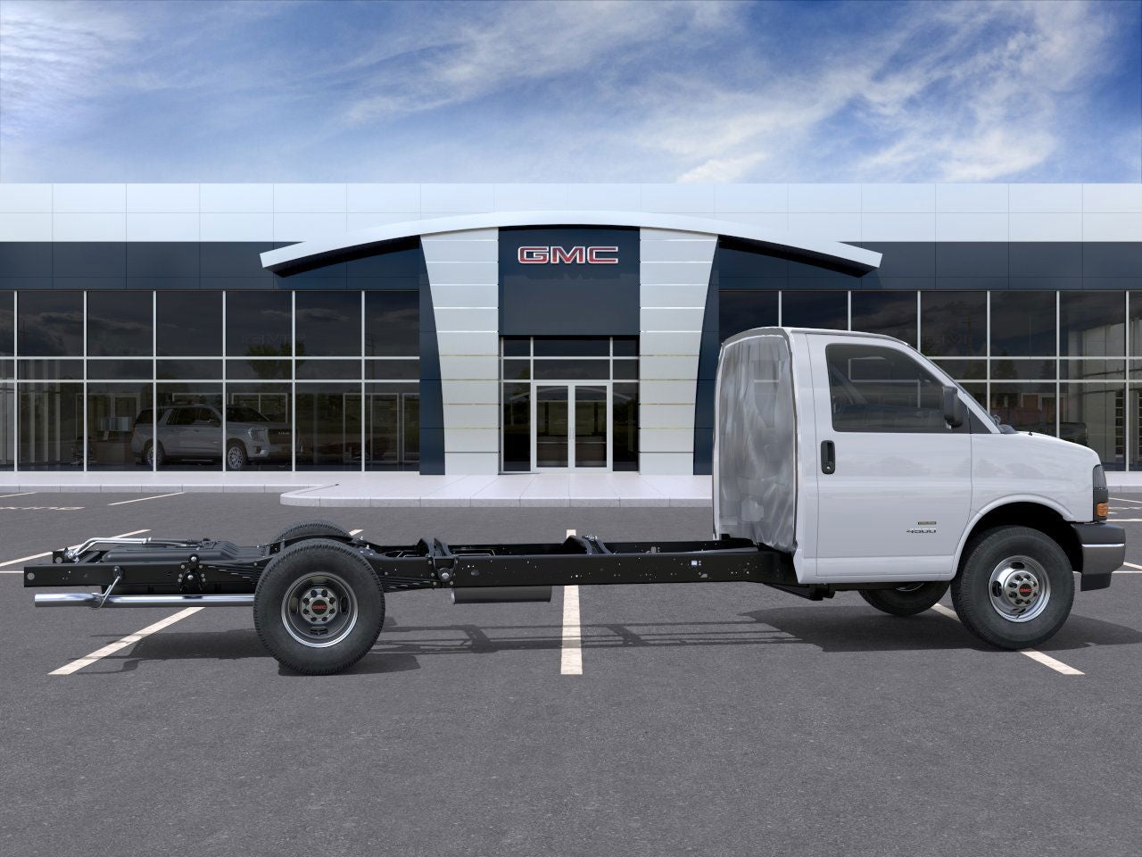 2026 GMC Savana Cutaway 4500 2WT