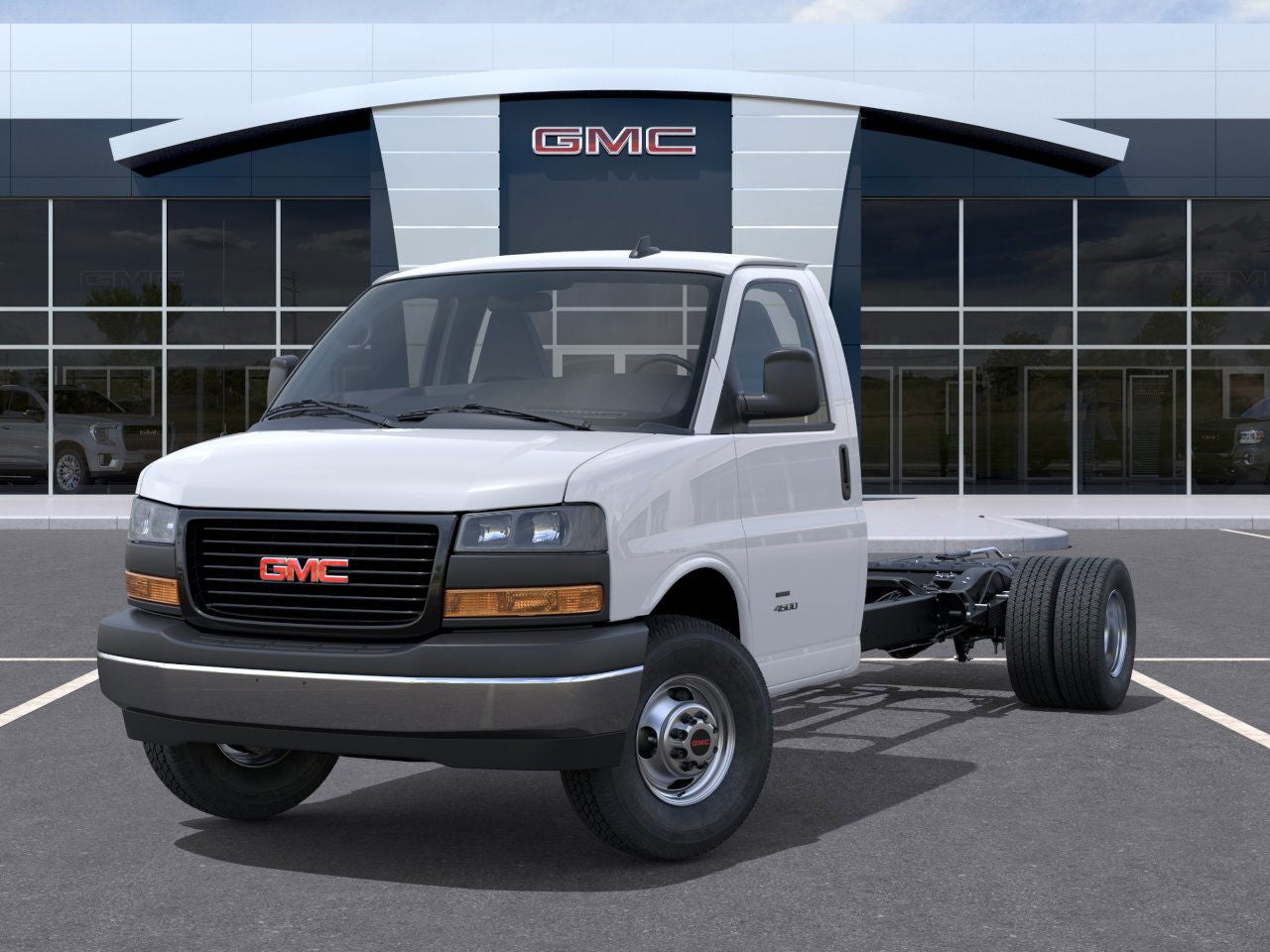 2026 GMC Savana Cutaway 4500 2WT